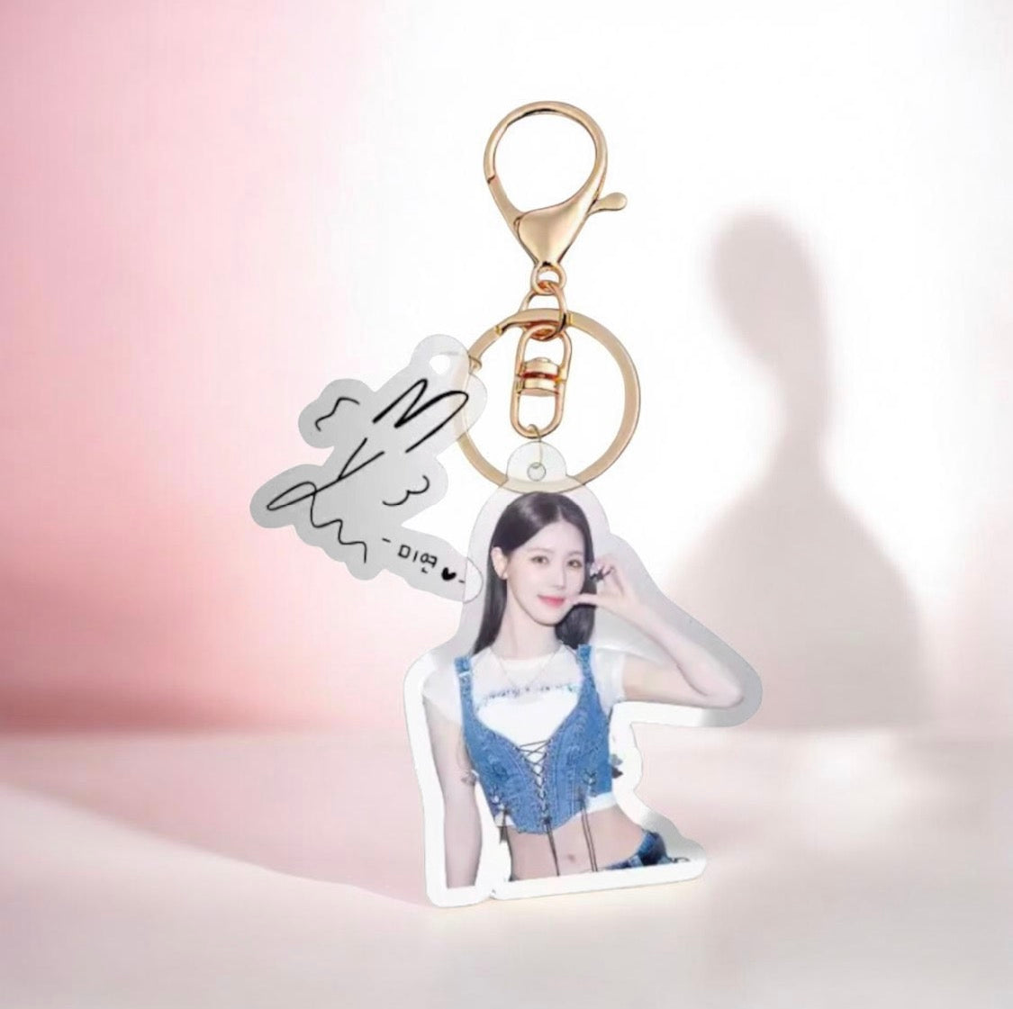 I-DLE WE ARE YUQI KEYCHAIN