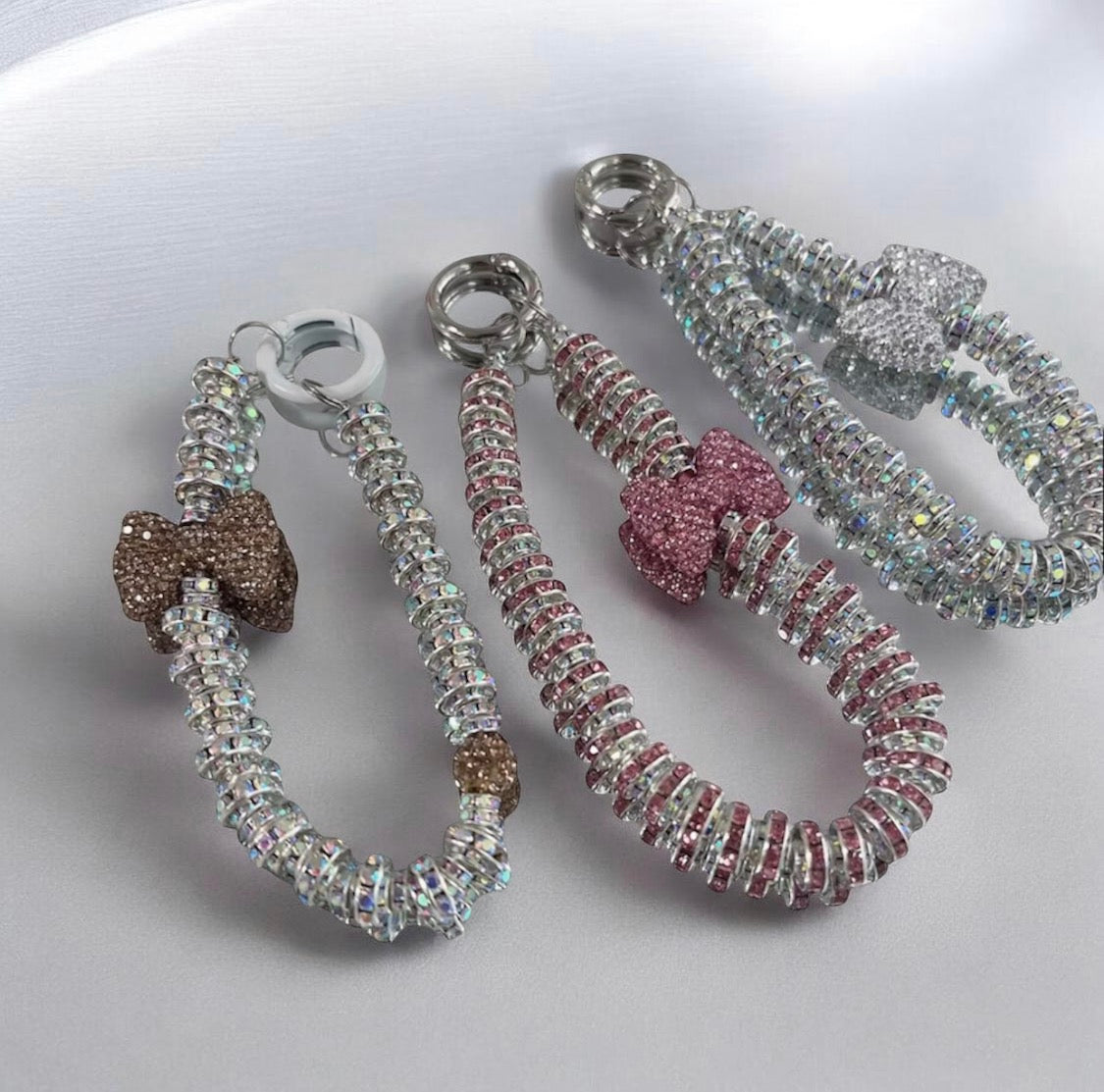 DIAMOND BOWKNOT KEYCHAIN
