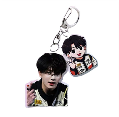 K-POP IDOLS 2PCS CARTOON ACRYLIC KEYCHAIN