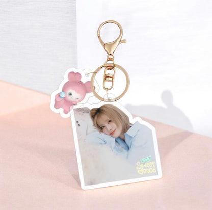 FAN CLUB STAR PERIPHERAL ACRYLIC KEYCHAIN