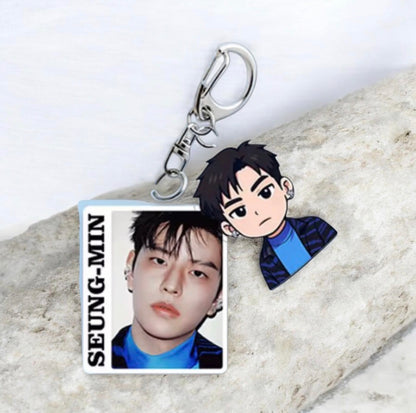 K-POP STRAY KID KEYCHAIN