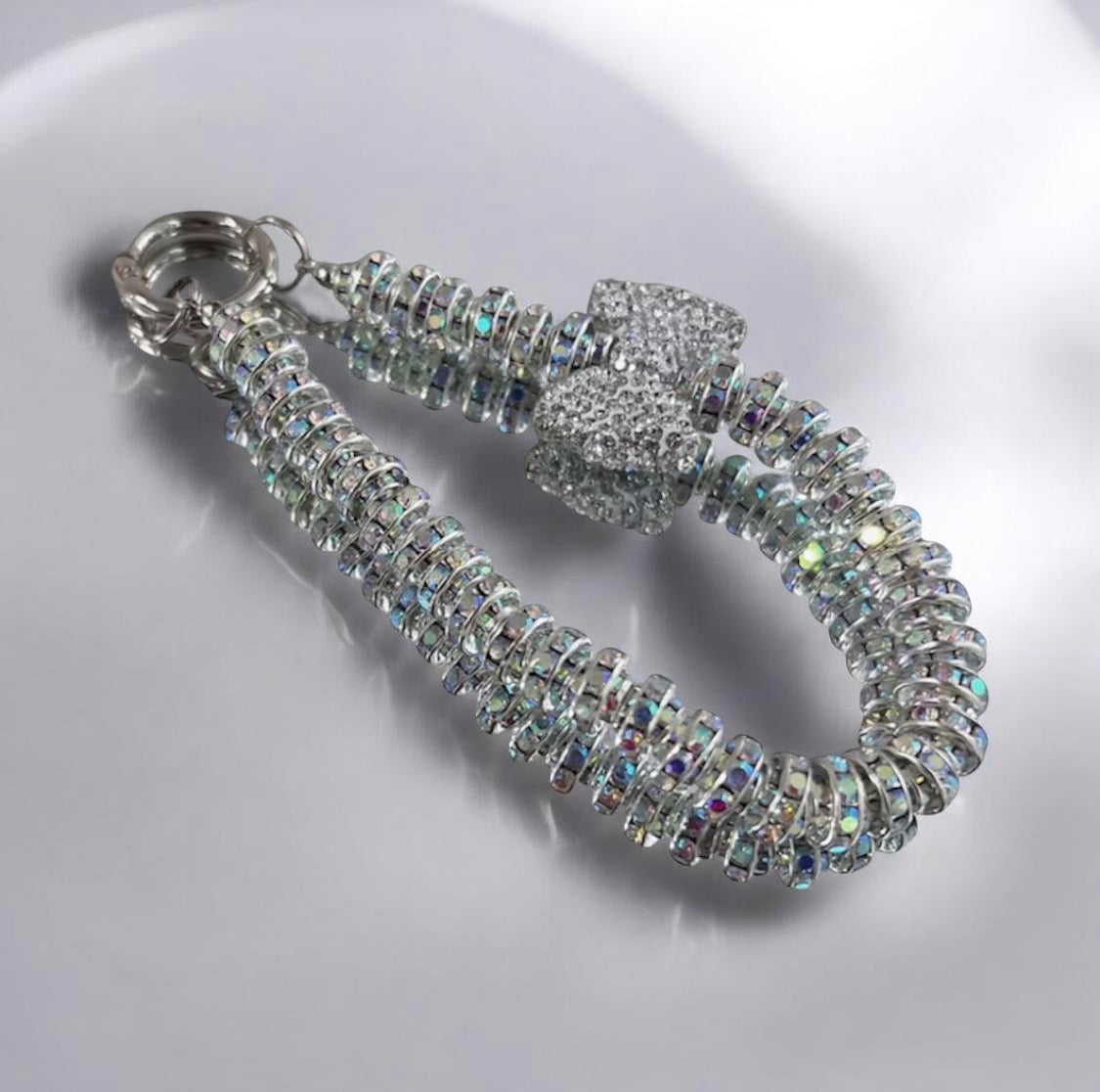 DIAMOND BOWKNOT KEYCHAIN