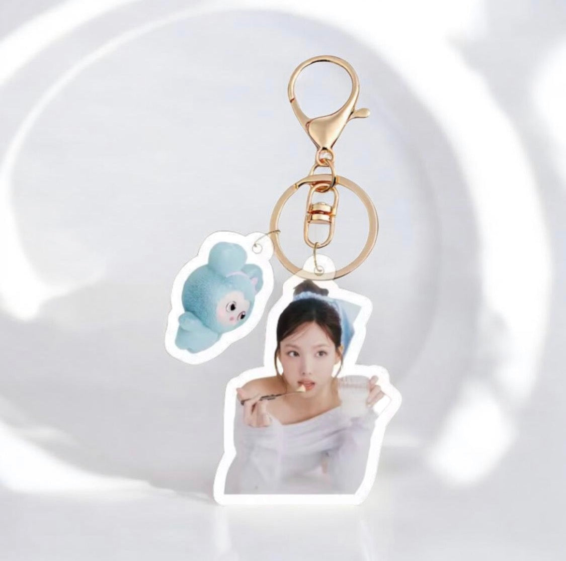 FAN CLUB STAR PERIPHERAL ACRYLIC KEYCHAIN