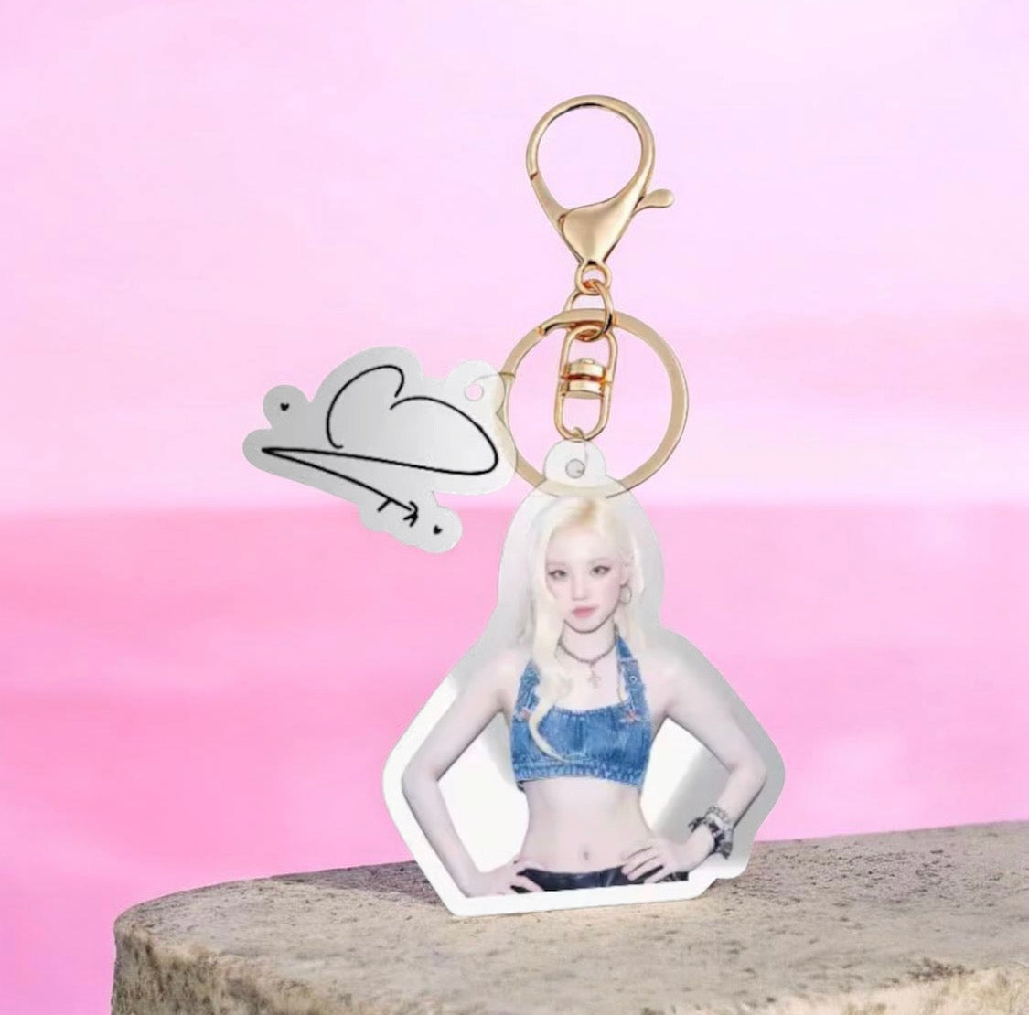 I-DLE WE ARE YUQI KEYCHAIN