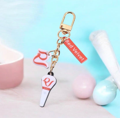 K-POP GROUPS KEYCHAIN