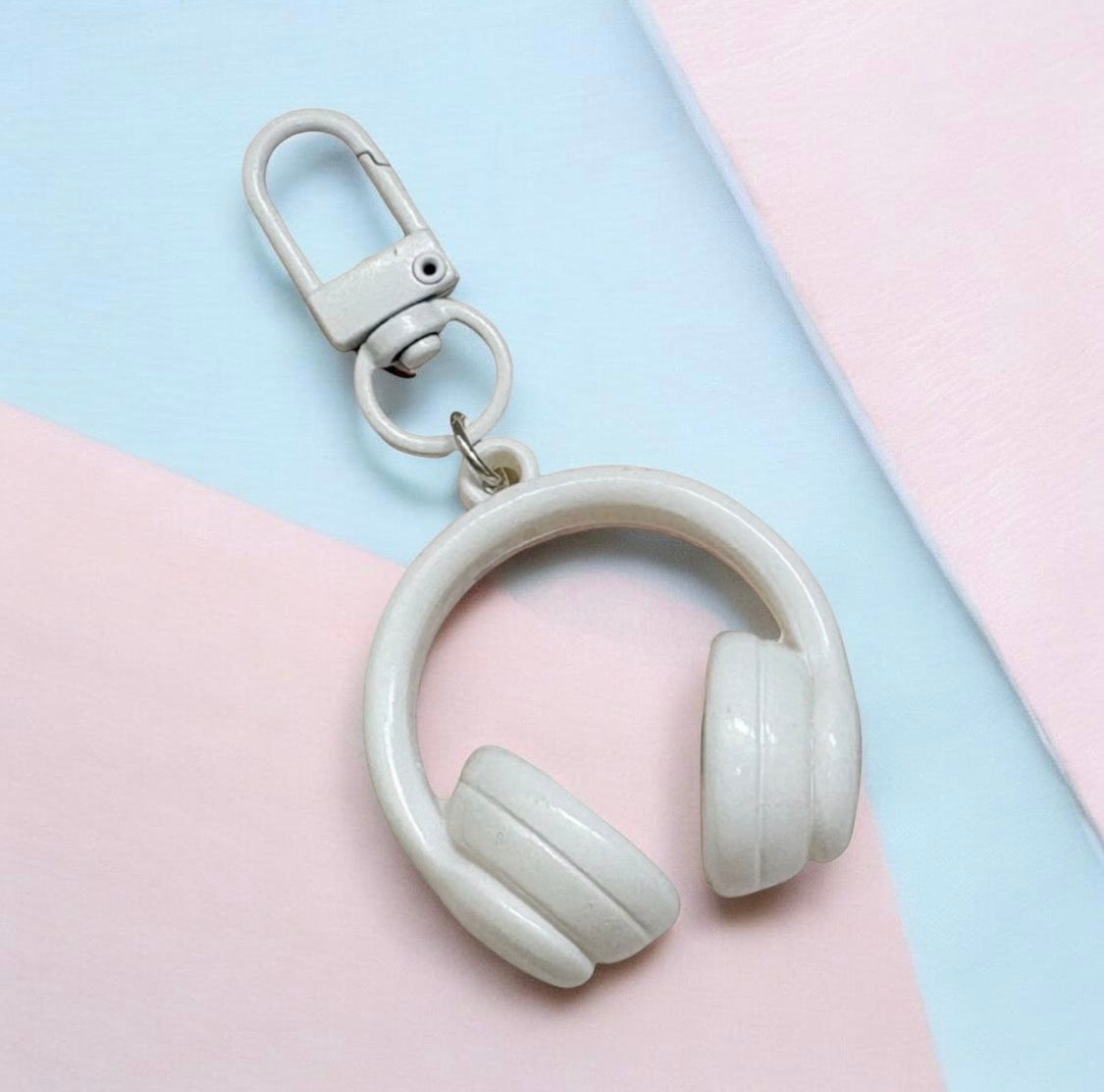3D HEADPHONE ACRYLIC KEYCHAIN