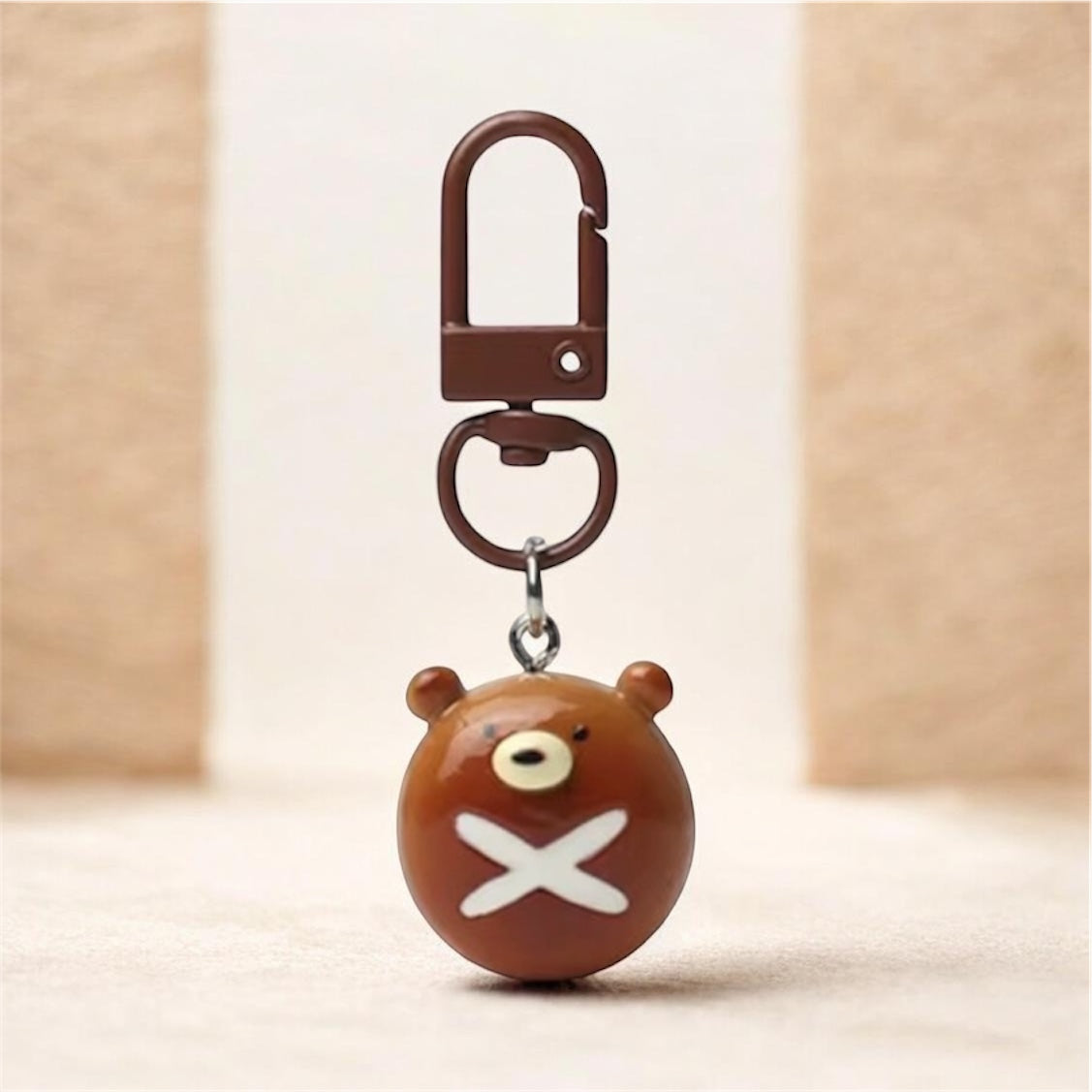 BEAR BREAD KEYCHAIN